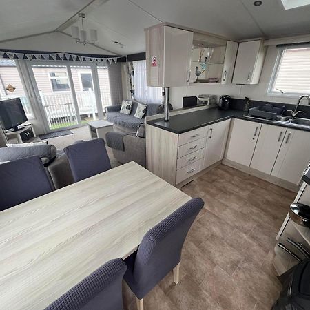 Heron 41, Scratby - California Cliffs, Parkdean, Sleeps 6, Pet Friendly, Bed Linen And Towels Included - Close To The Beach מראה חיצוני תמונה