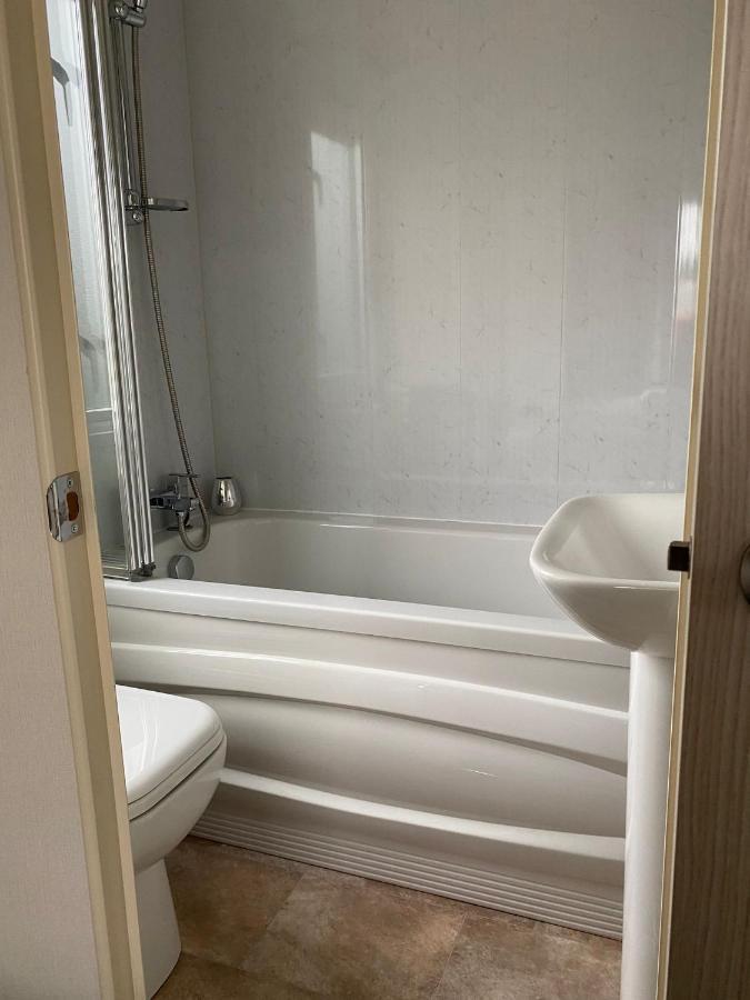 Heron 41, Scratby - California Cliffs, Parkdean, Sleeps 6, Pet Friendly, Bed Linen And Towels Included - Close To The Beach מראה חיצוני תמונה